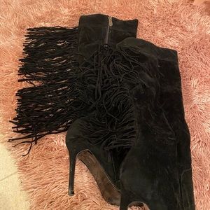 Black fringed boots